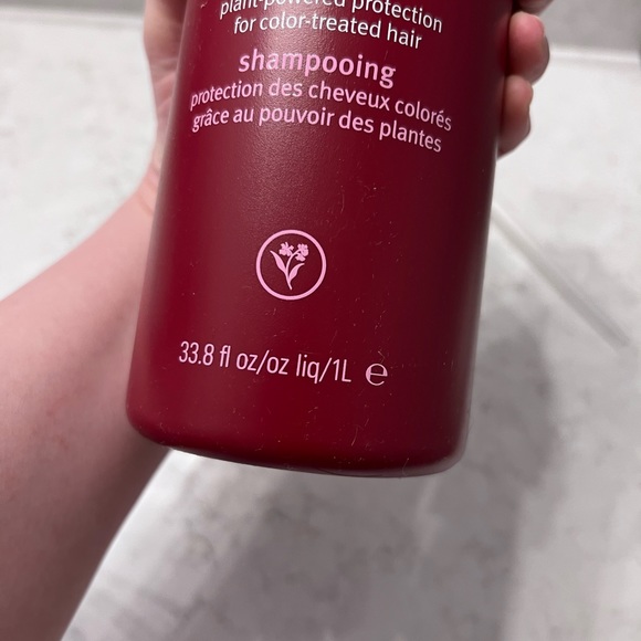 Sold separately. Aveda 1 liter shampoo/conditioner - Picture 6 of 9